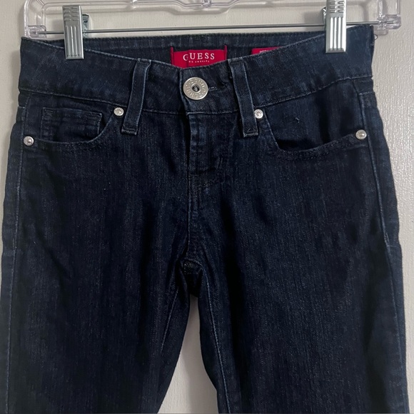 GUESS Dark Wash Sarah Medium Rise Skinny Jean - Size 24 - Picture 5 of 12